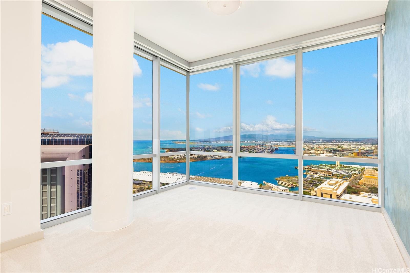 Keauhou Place condo # PH4305, Honolulu, Hawaii - photo 10 of 25