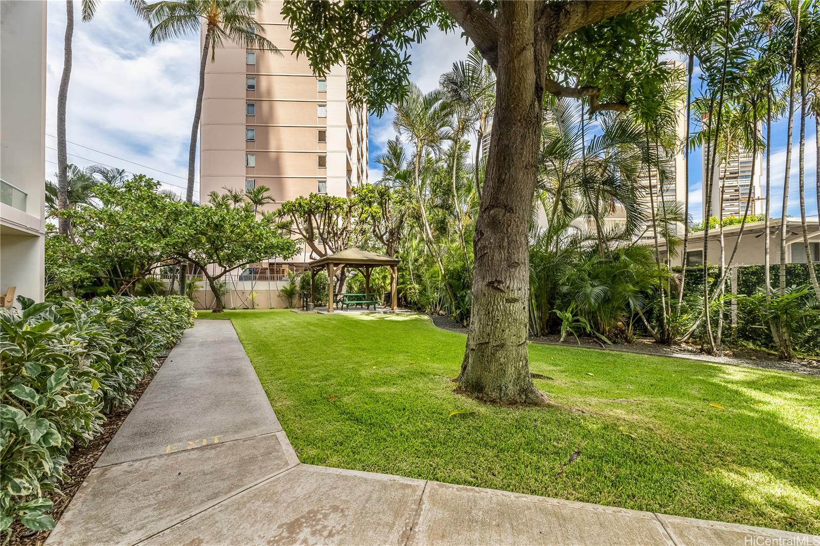 Ala Wai Plaza Skyrise condo # 103, Honolulu, Hawaii - photo 16 of 23