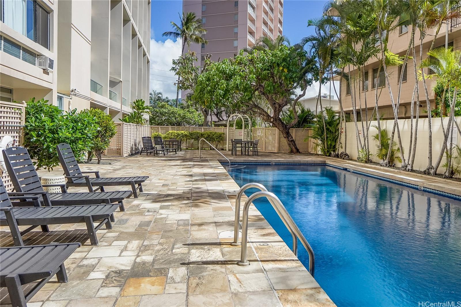 Ala Wai Plaza Skyrise condo # 1706, Honolulu, Hawaii - photo 9 of 12