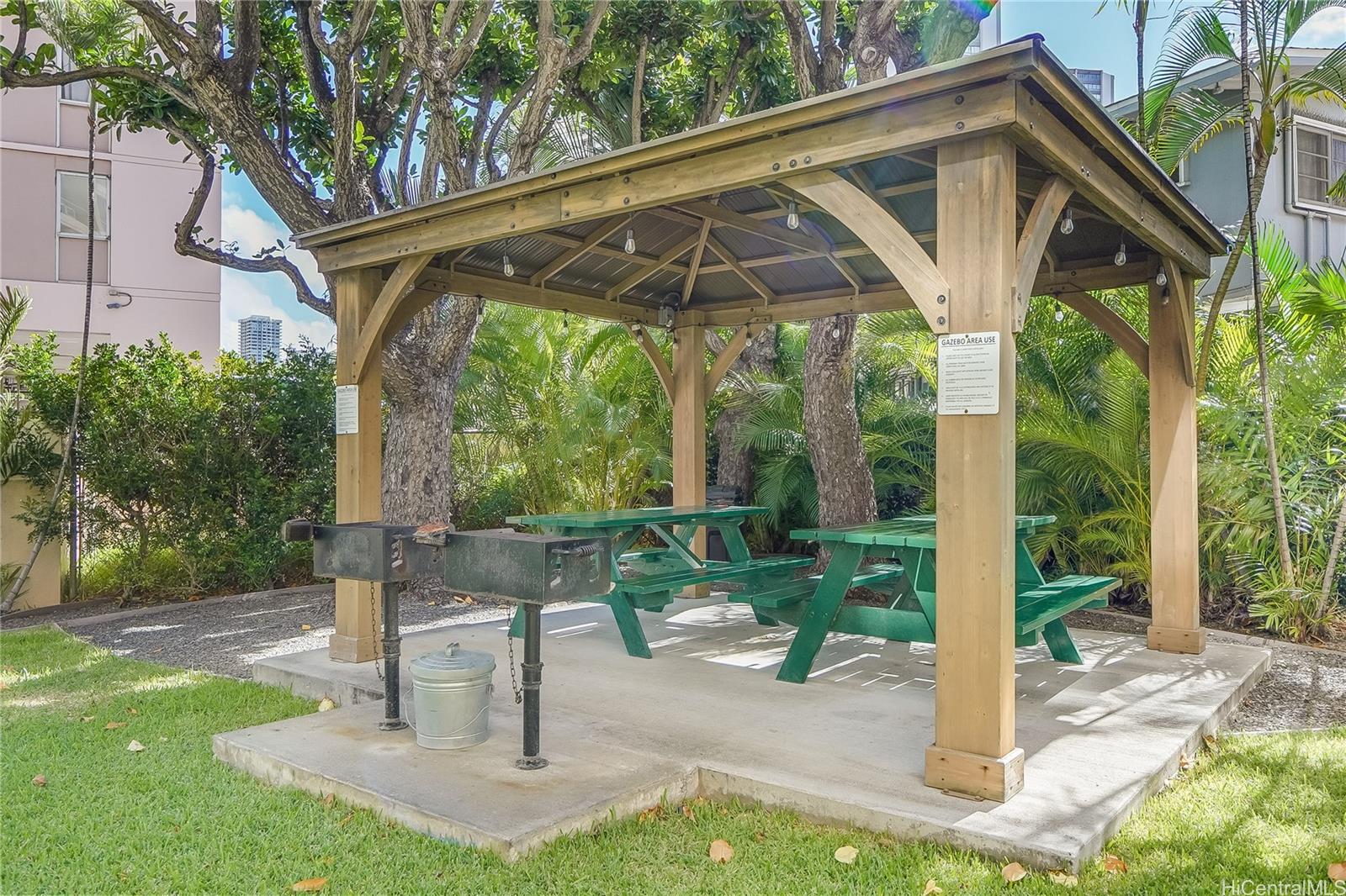 Ala Wai Plaza Skyrise condo # 1706, Honolulu, Hawaii - photo 10 of 12