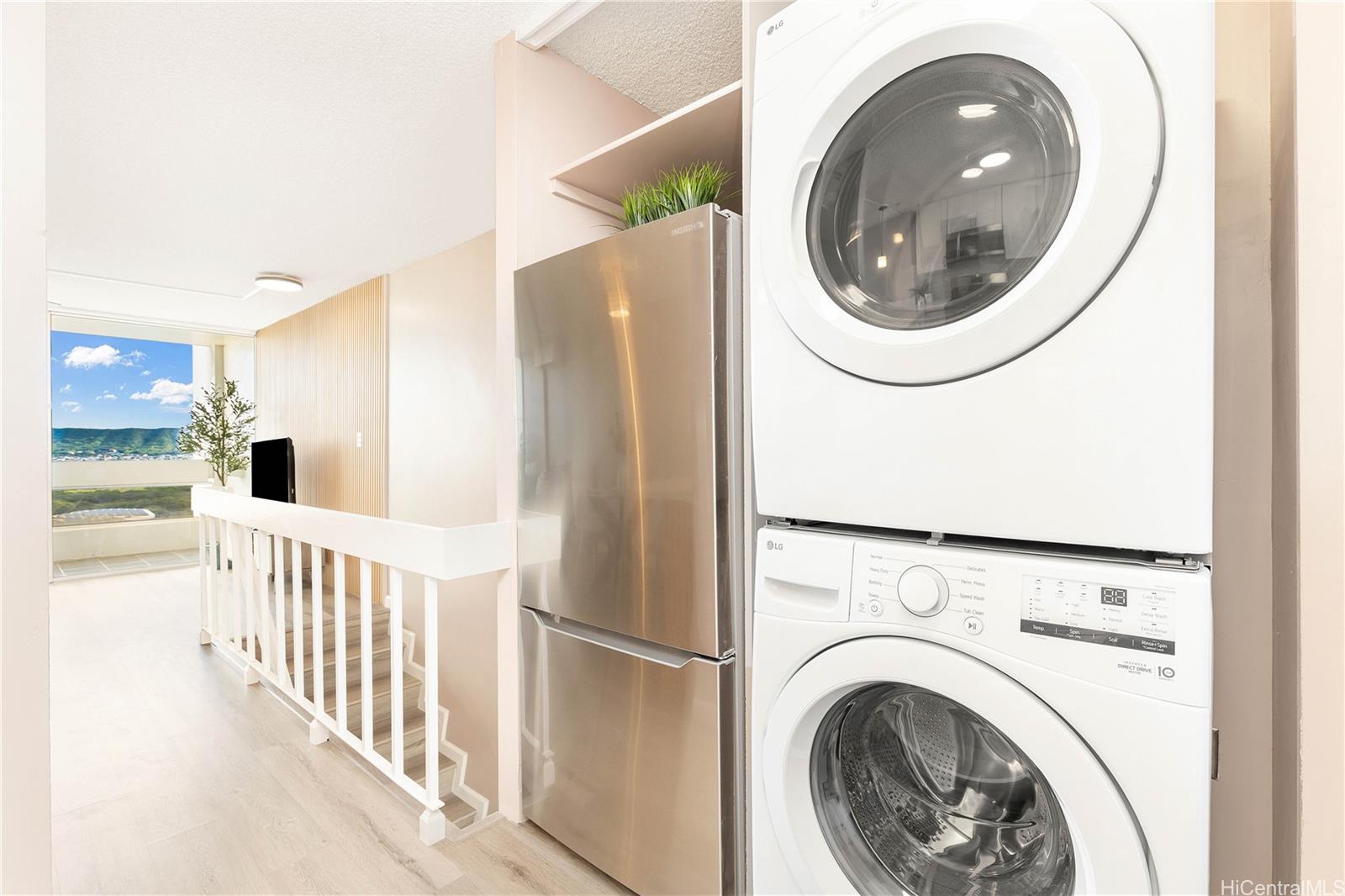 Ala Wai Plaza Skyrise condo # 1904, Honolulu, Hawaii - photo 9 of 25