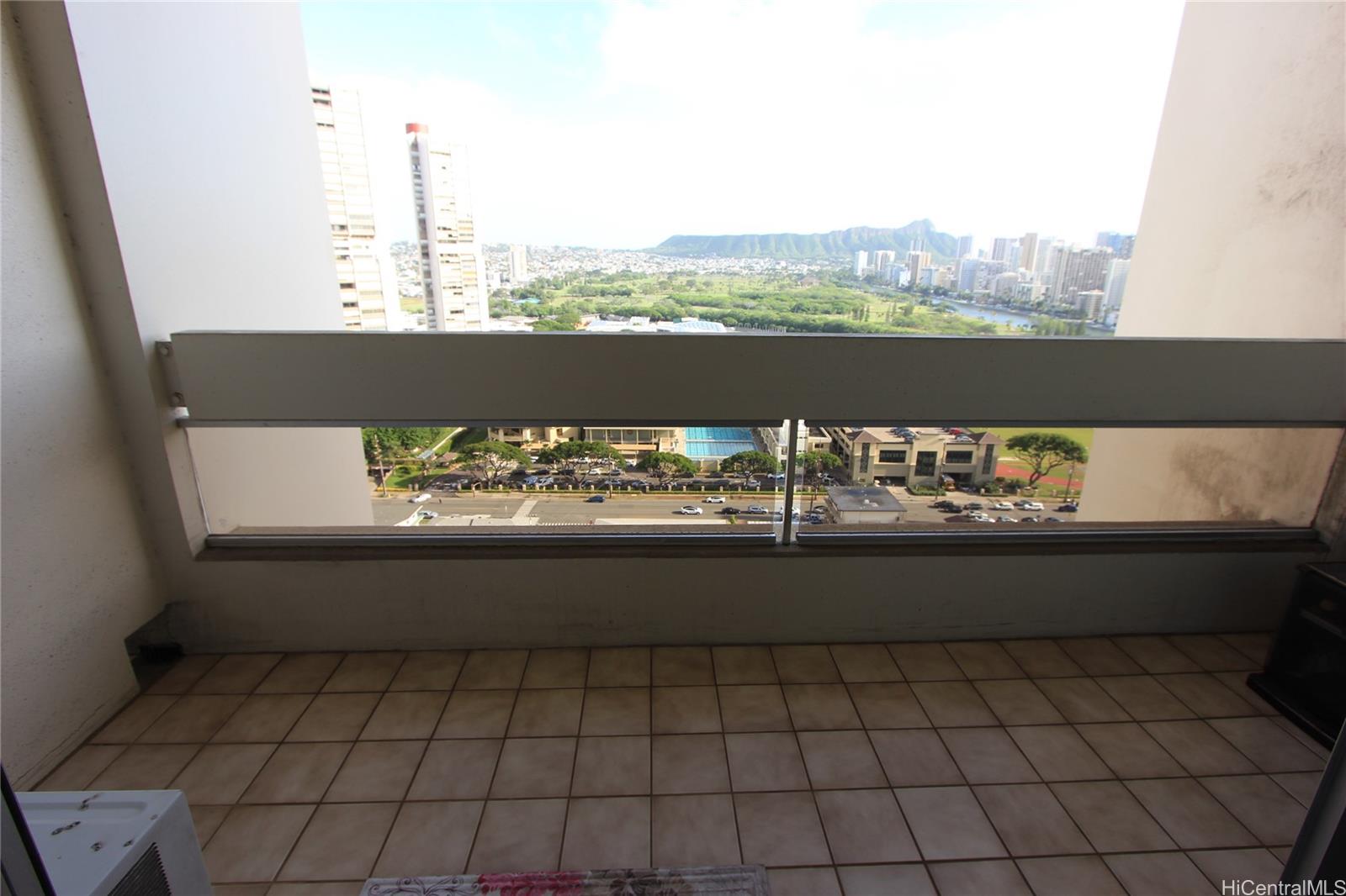 Ala Wai Plaza Skyrise condo # 2502, Honolulu, Hawaii - photo 6 of 16
