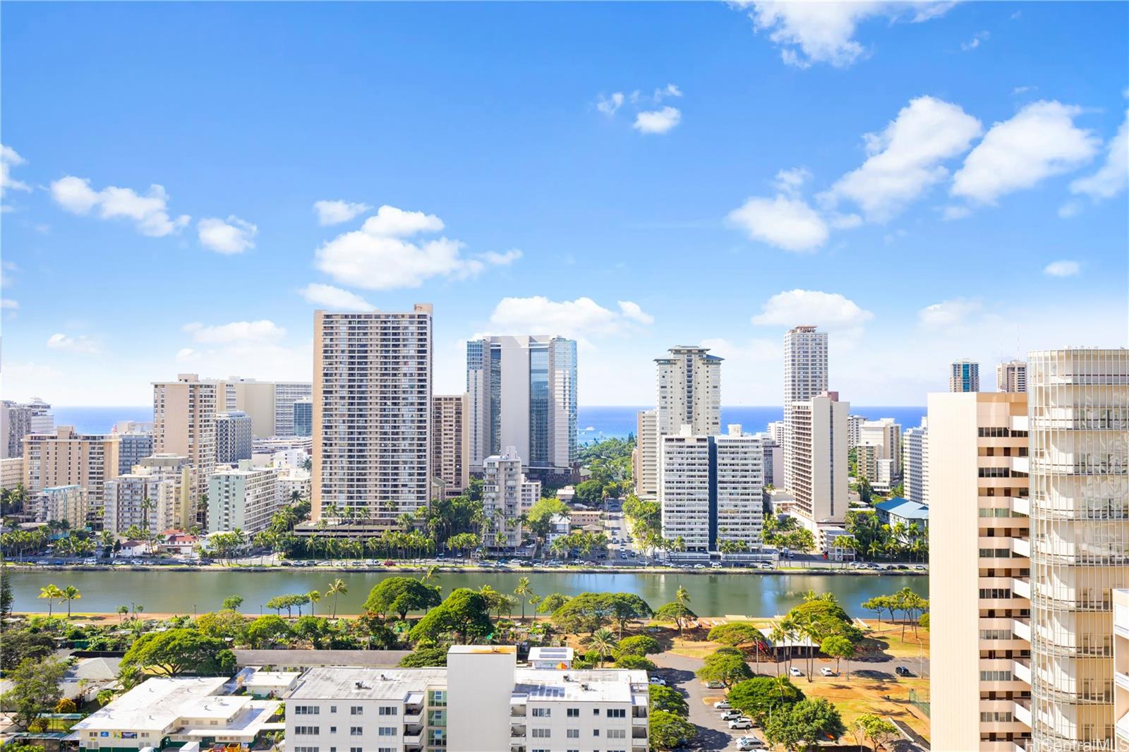 Ala Wai Plaza Skyrise condo # 2700, Honolulu, Hawaii - photo 2 of 25