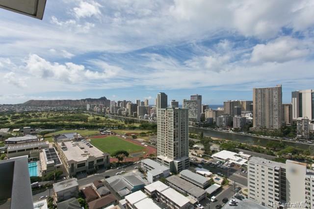 555 University Ave Honolulu - Rental - photo 9 of 20