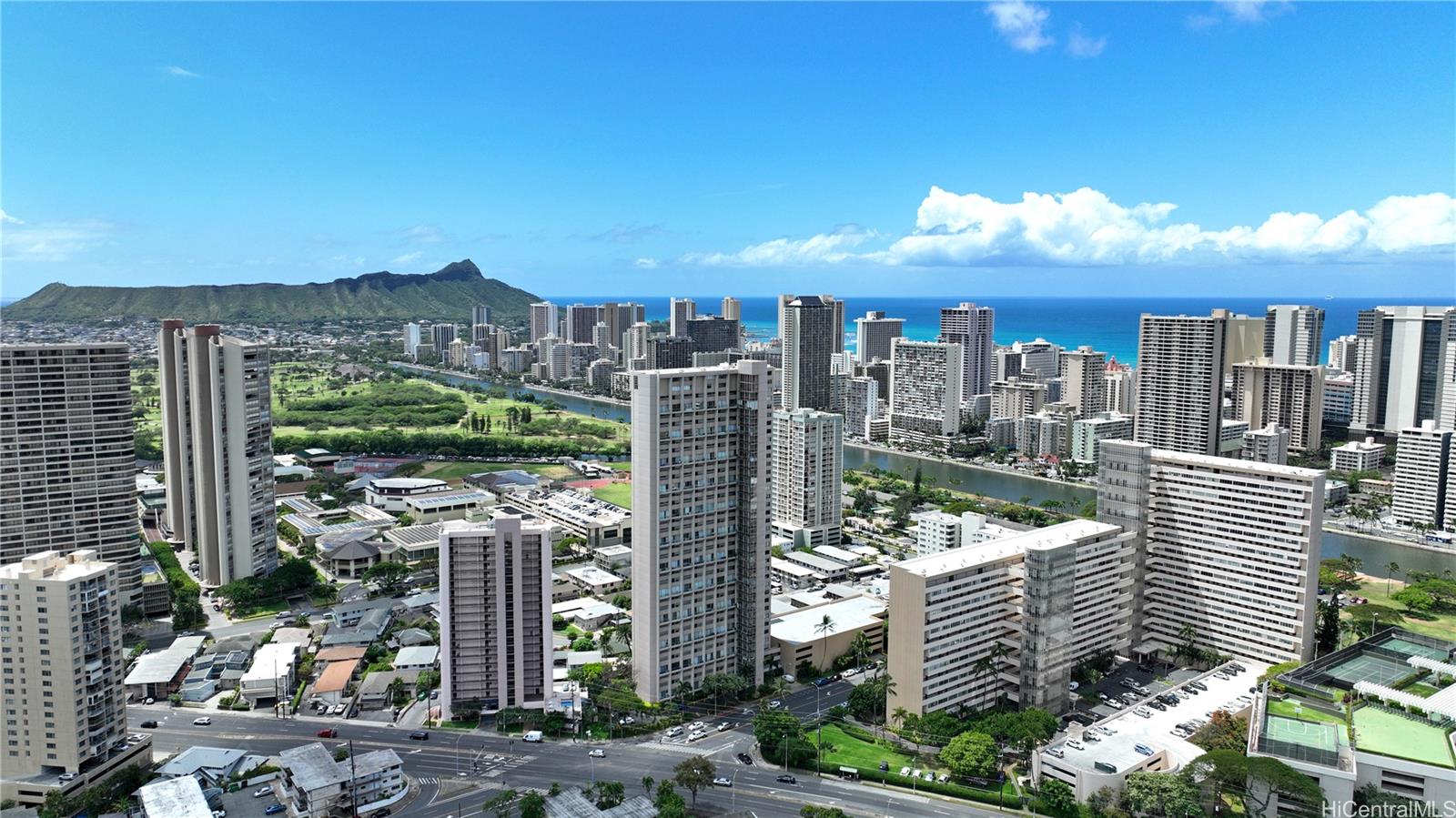 Ala Wai Plaza Skyrise condo # 403, Honolulu, Hawaii - photo 2 of 22