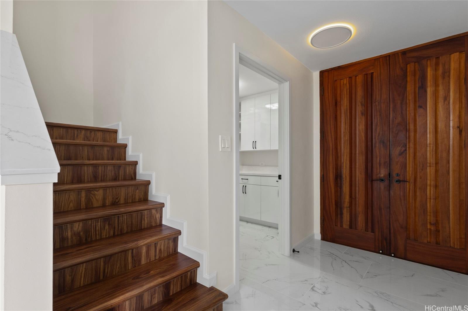 Ala Wai Plaza Skyrise condo # PH1, Honolulu, Hawaii - photo 21 of 25