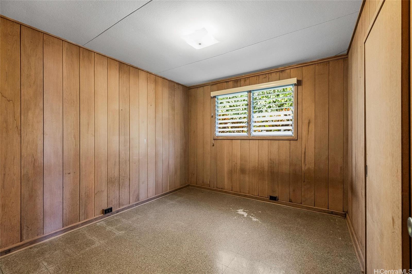 5558  Pia Street Niu Valley, Diamond Head home - photo 6 of 25