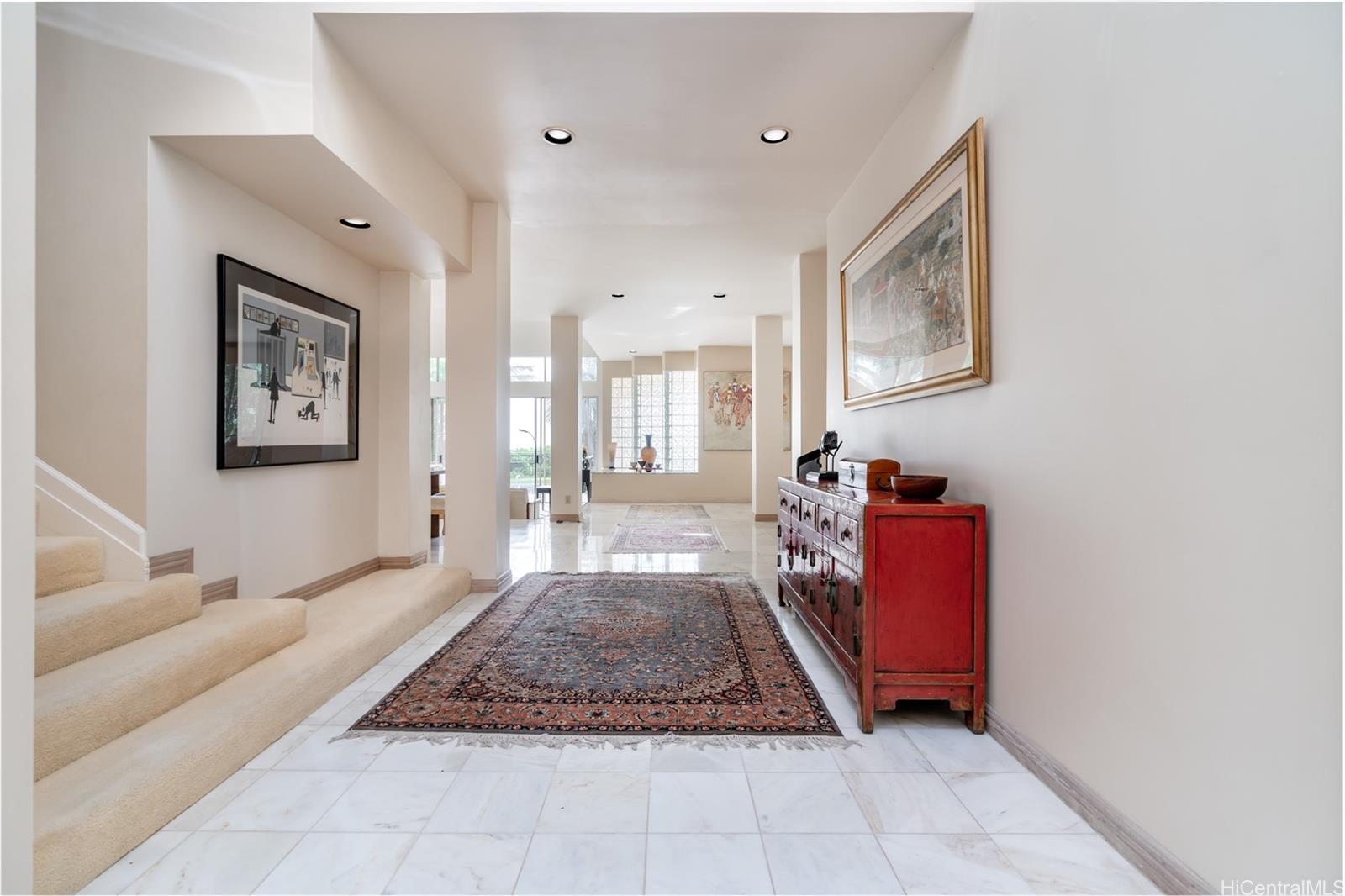 5577 Kalanianaole Hwy Honolulu - Rental - photo 4 of 24