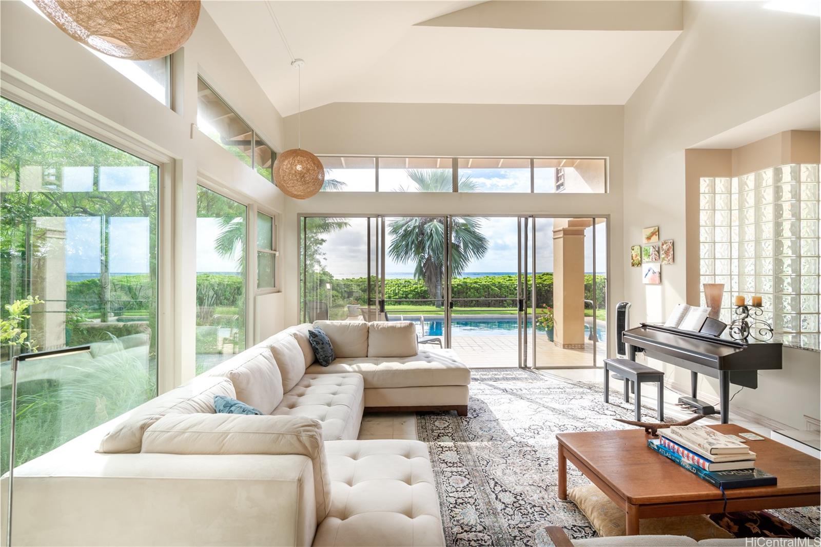 5577 Kalanianaole Hwy Honolulu - Rental - photo 6 of 24