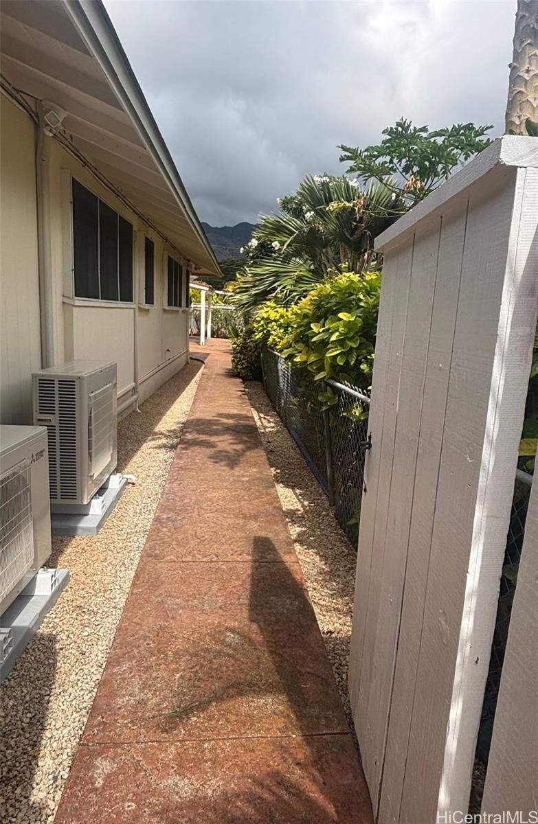 5578 Pia Street Honolulu - Rental - photo 15 of 21