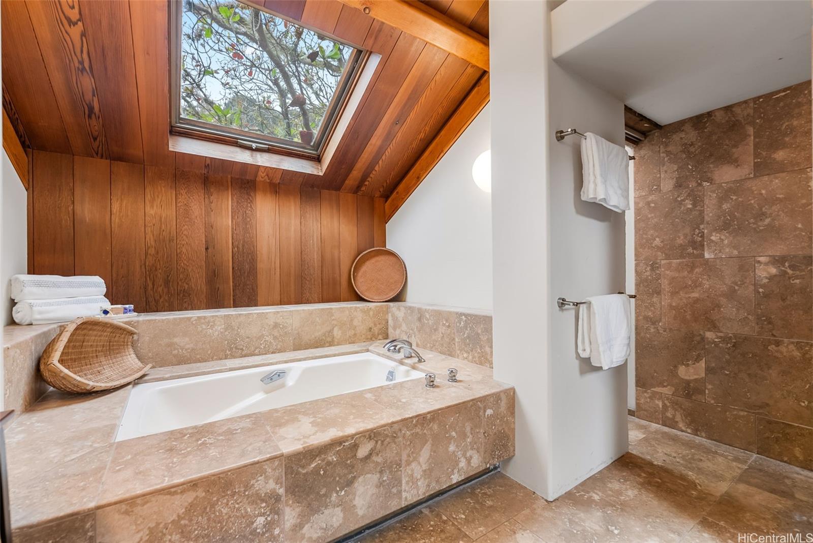 55-A  Old Pali Place Old Pali, Honolulu home - photo 17 of 25