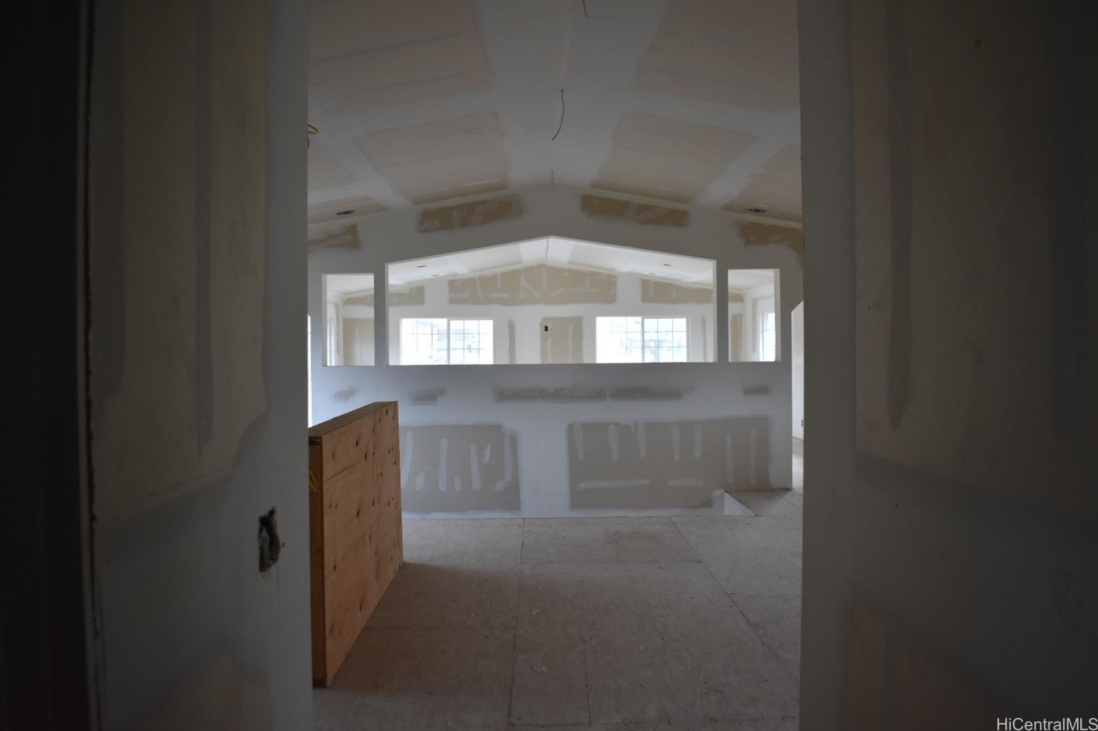 56-377  Leleuli Street Kahuku, North Shore home - photo 5 of 17