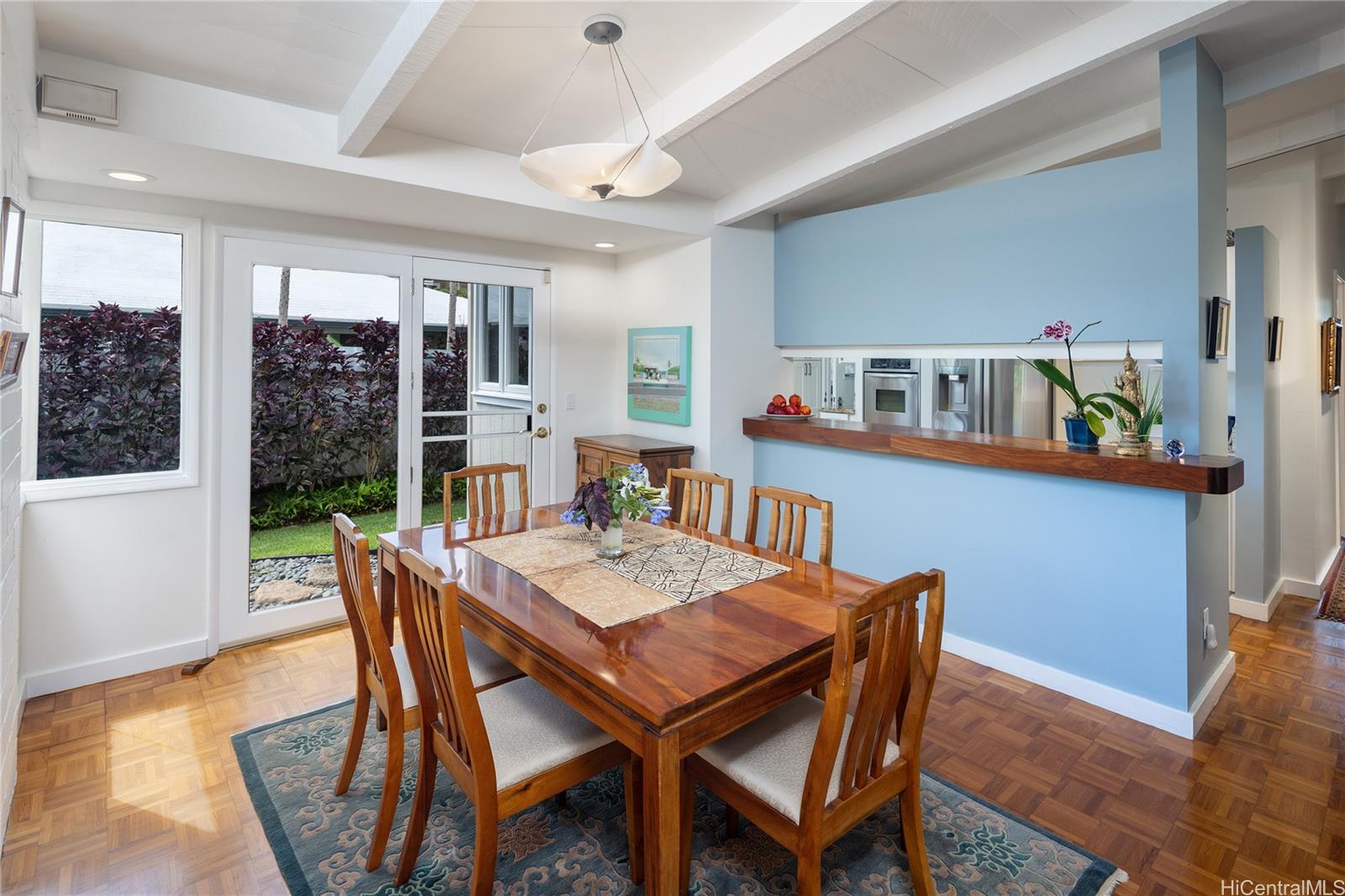 5645  Kawaikui Street Niu Valley, Diamond Head home - photo 3 of 19