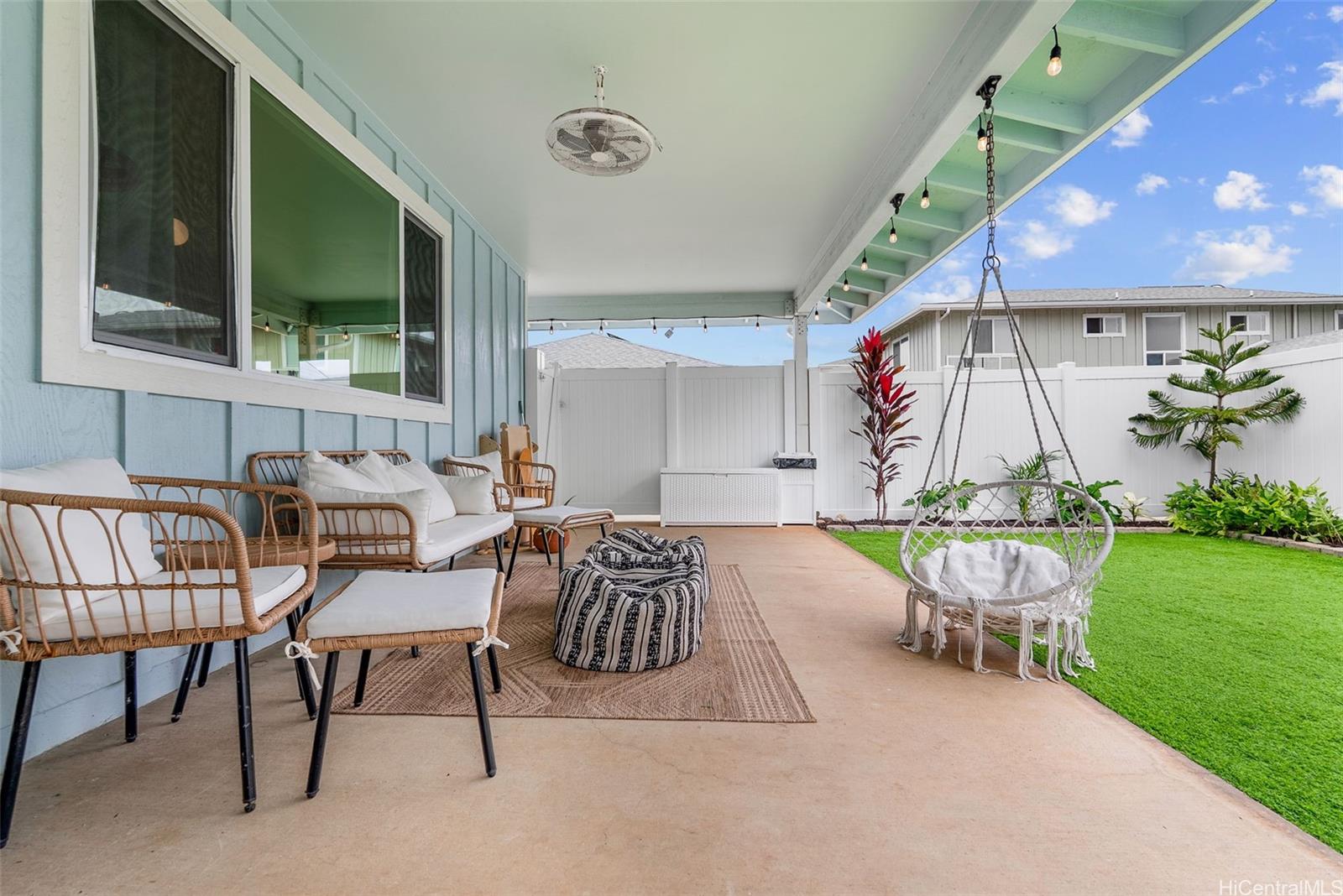 56-458  Kamehameha Hwy Kahuku, North Shore home - photo 3 of 24