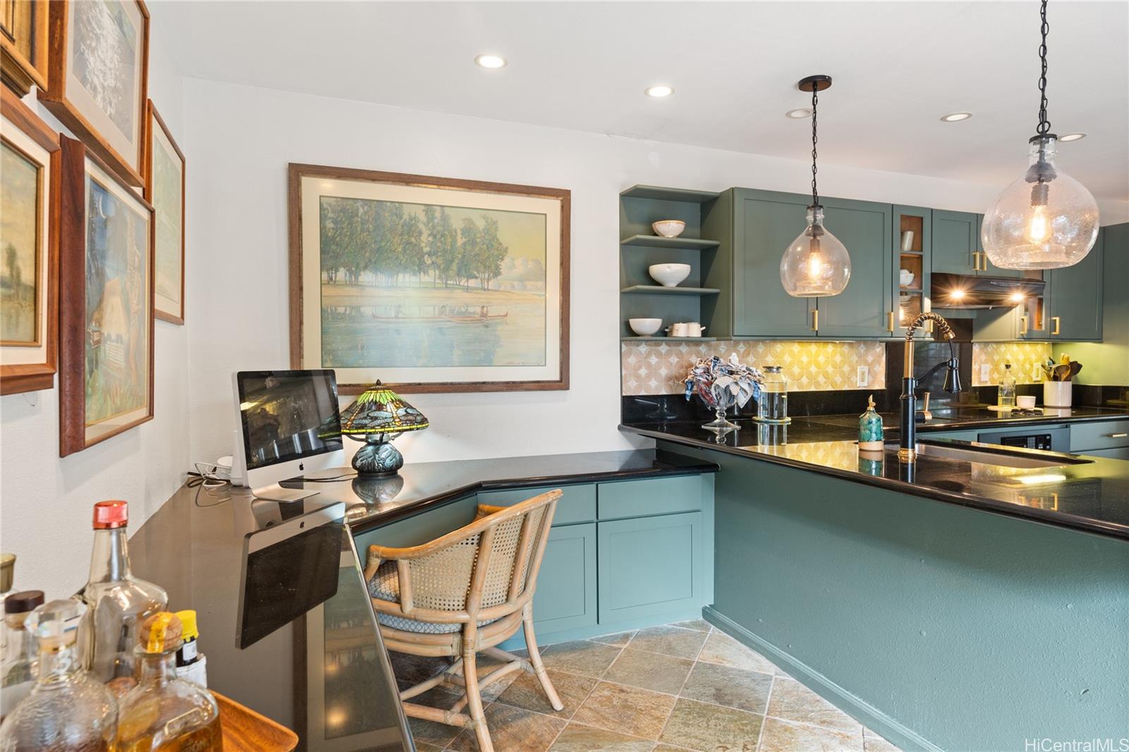 Kukilakila condo # C, Kailua, Hawaii - photo 20 of 24