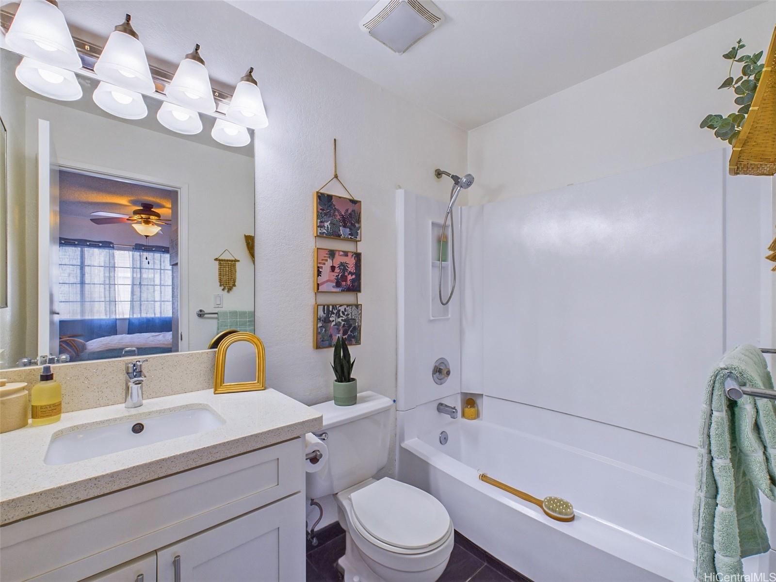 Crosspointe condo # 20A, Honolulu, Hawaii - photo 20 of 25