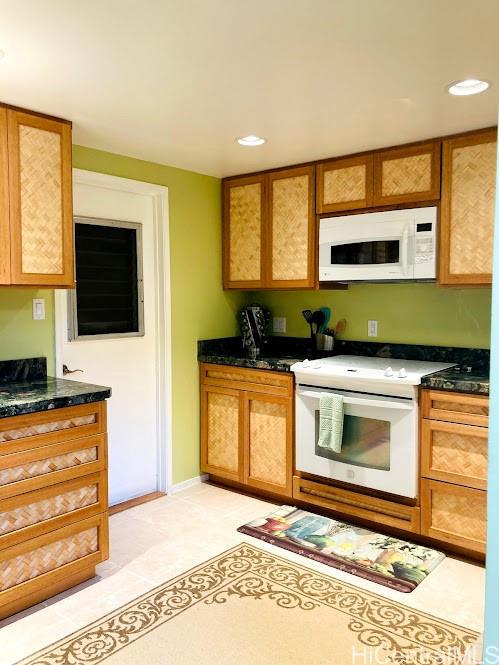 575 Keolu Dr Kailua - Rental - photo 8 of 21