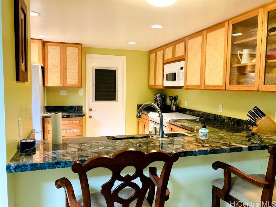 575 Keolu Dr Kailua - Rental - photo 9 of 21