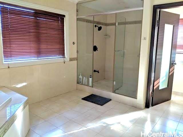 5783  Kalanianaole Hwy Niu Beach, Diamond Head home - photo 14 of 25