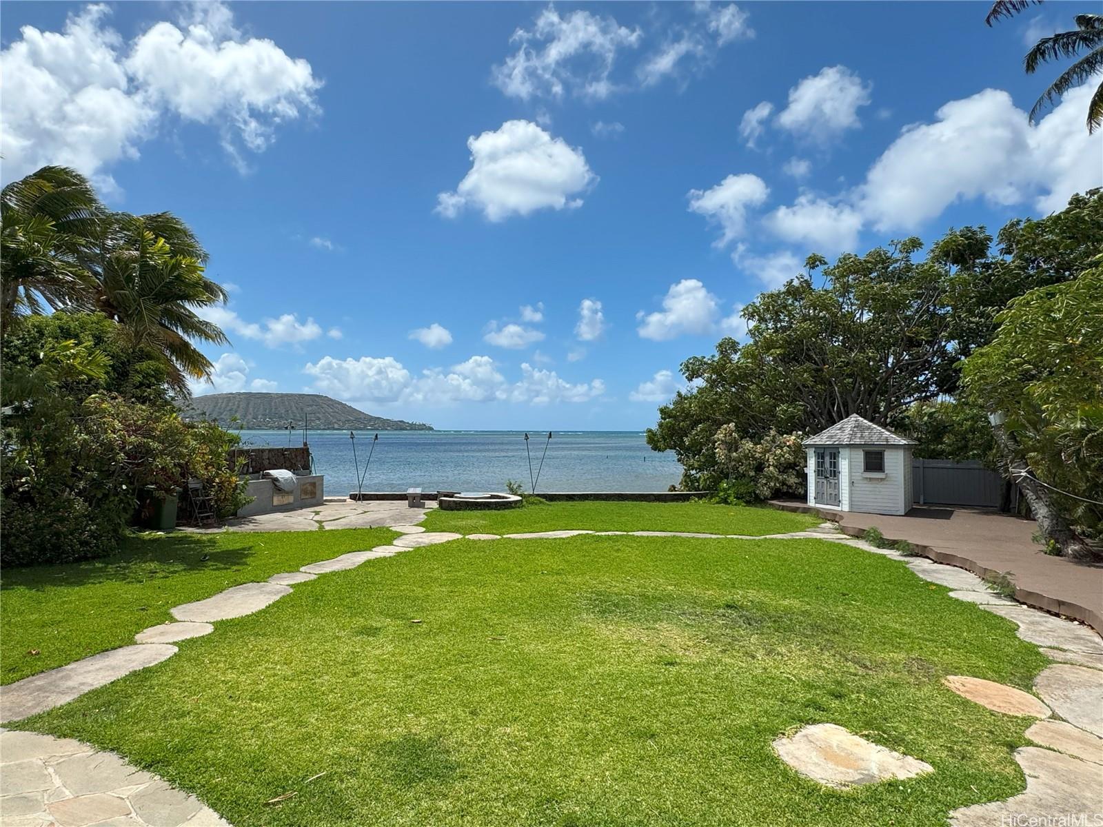 5789  Kalanianaole Hwy Niu Beach, Diamond Head home - photo 20 of 25