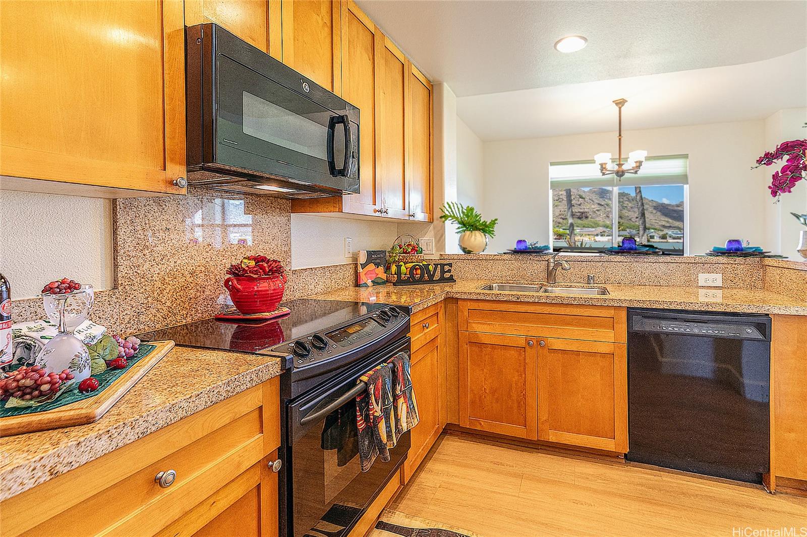 580 Lunalilo Home Road townhouse # B3403, Honolulu, Hawaii - photo 5 of 22