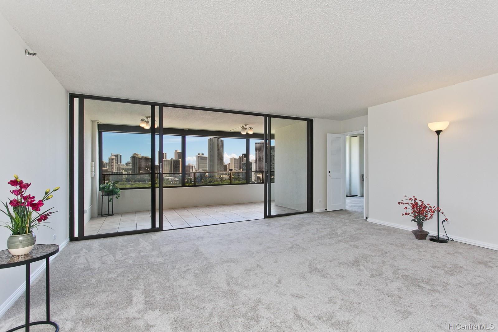 Royal Iolani 1406, 581 Kamoku Street, Honolulu Kapiolani