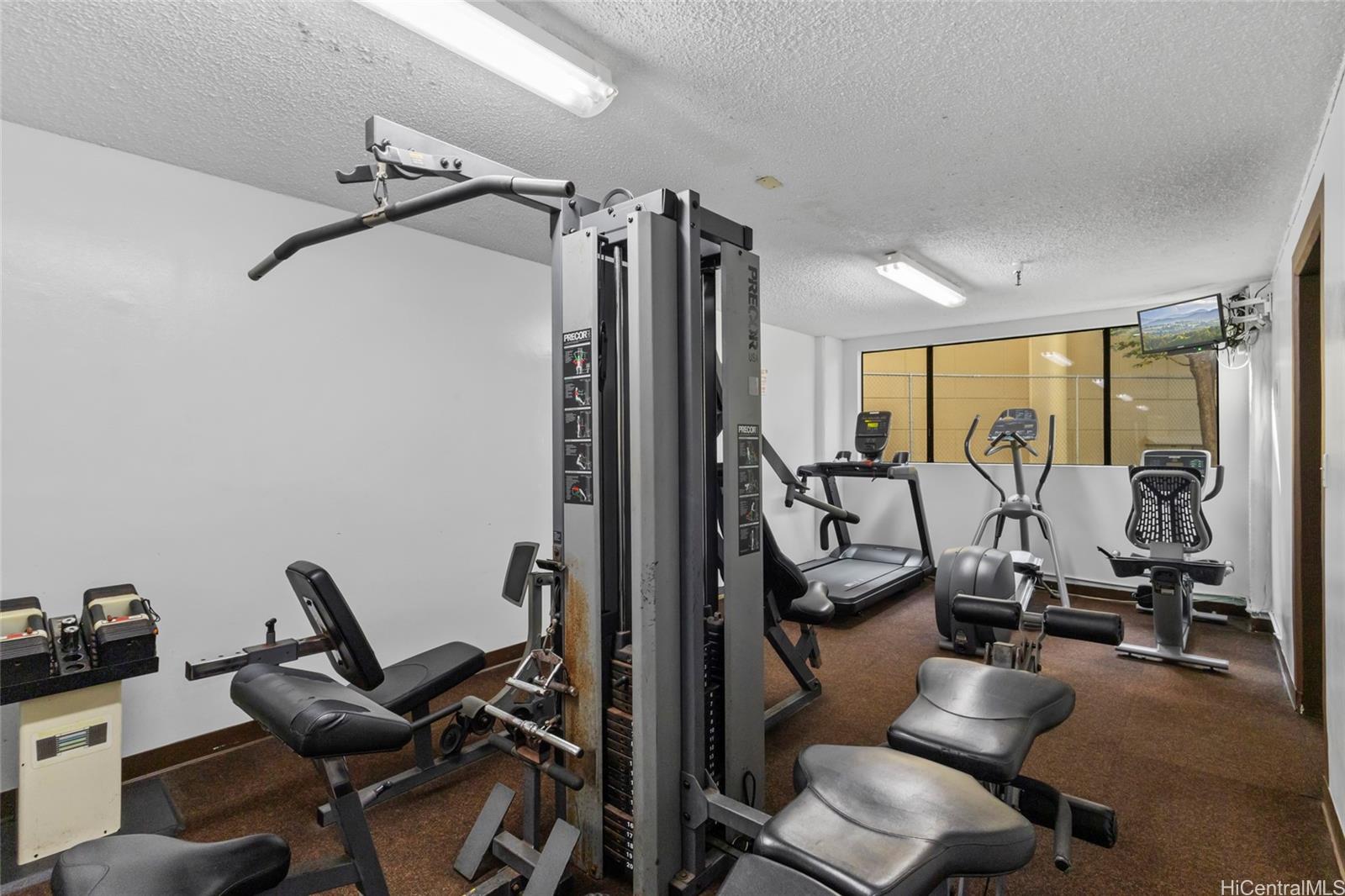 Royal Iolani condo # 3802, Honolulu, Hawaii - photo 5 of 25