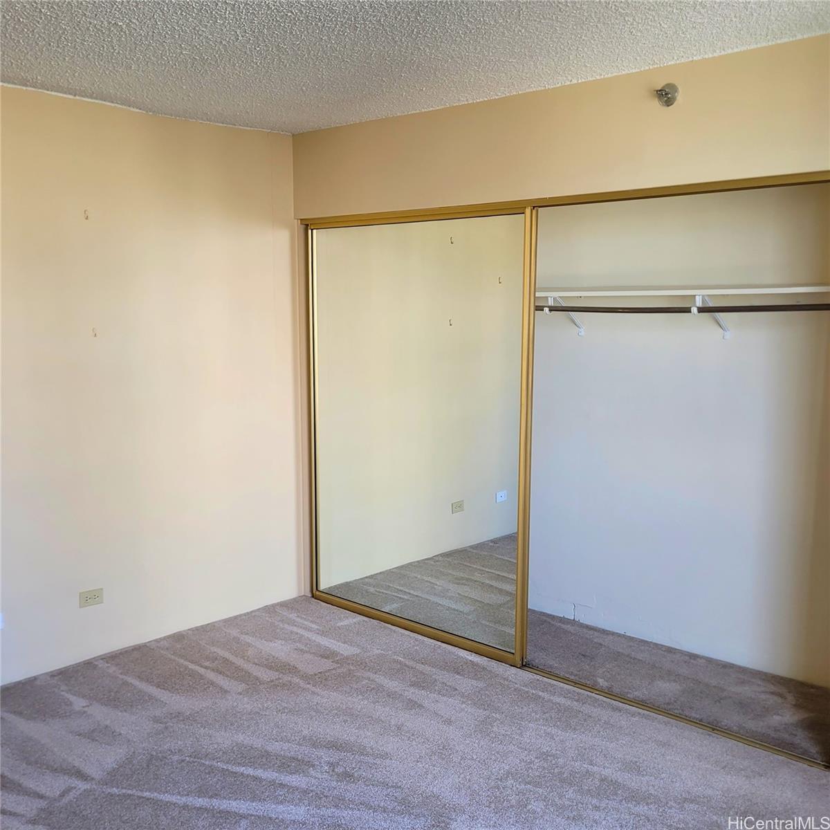 Royal Iolani condo # 908, Honolulu, Hawaii - photo 19 of 25