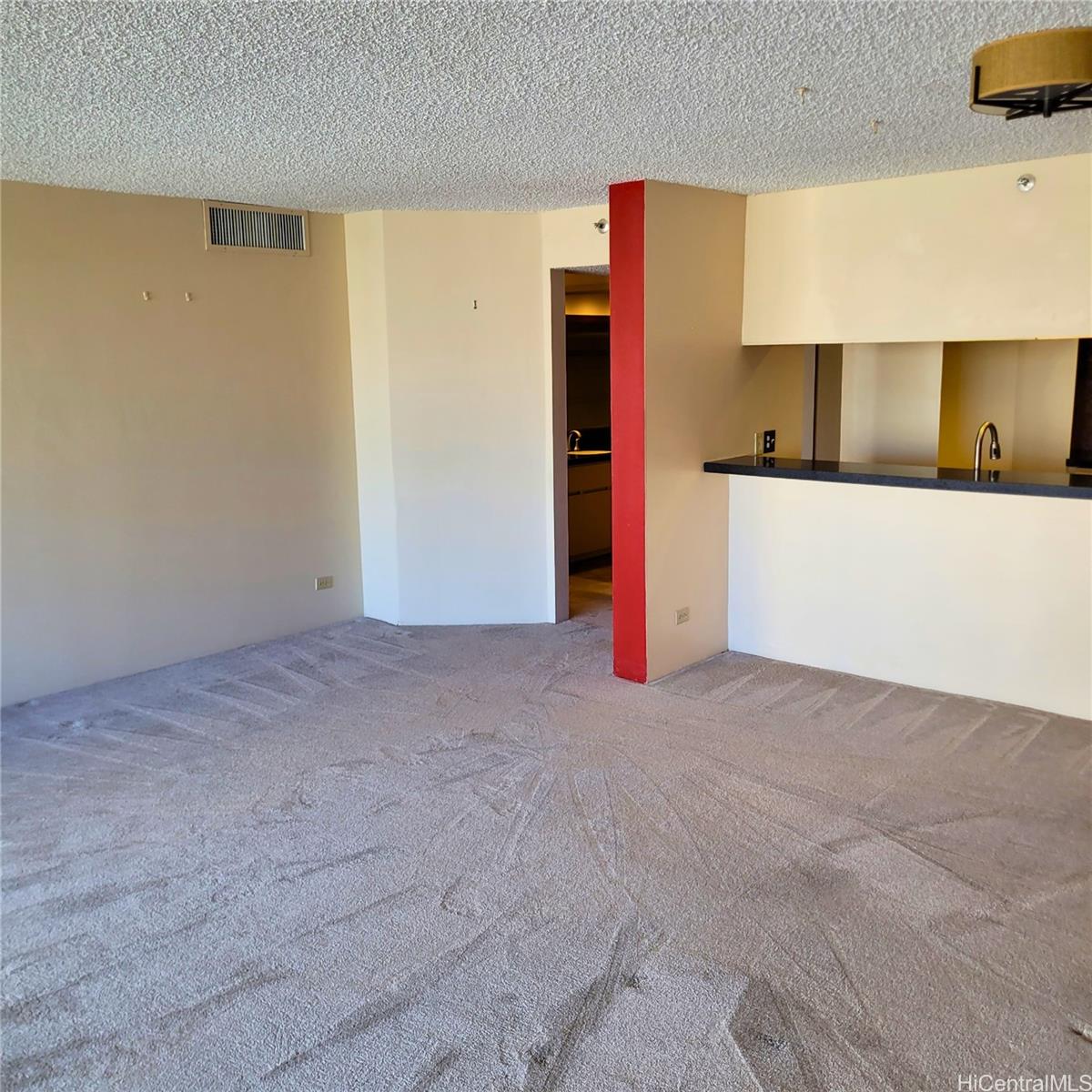 Royal Iolani condo # 908, Honolulu, Hawaii - photo 8 of 25