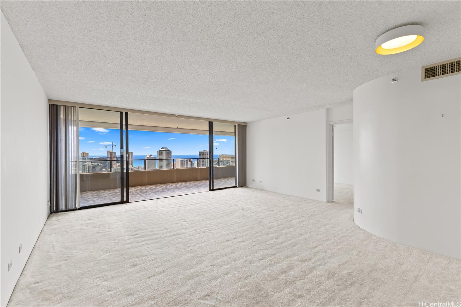 Royal Iolani condo # PH4, Honolulu, Hawaii - photo 2 of 21