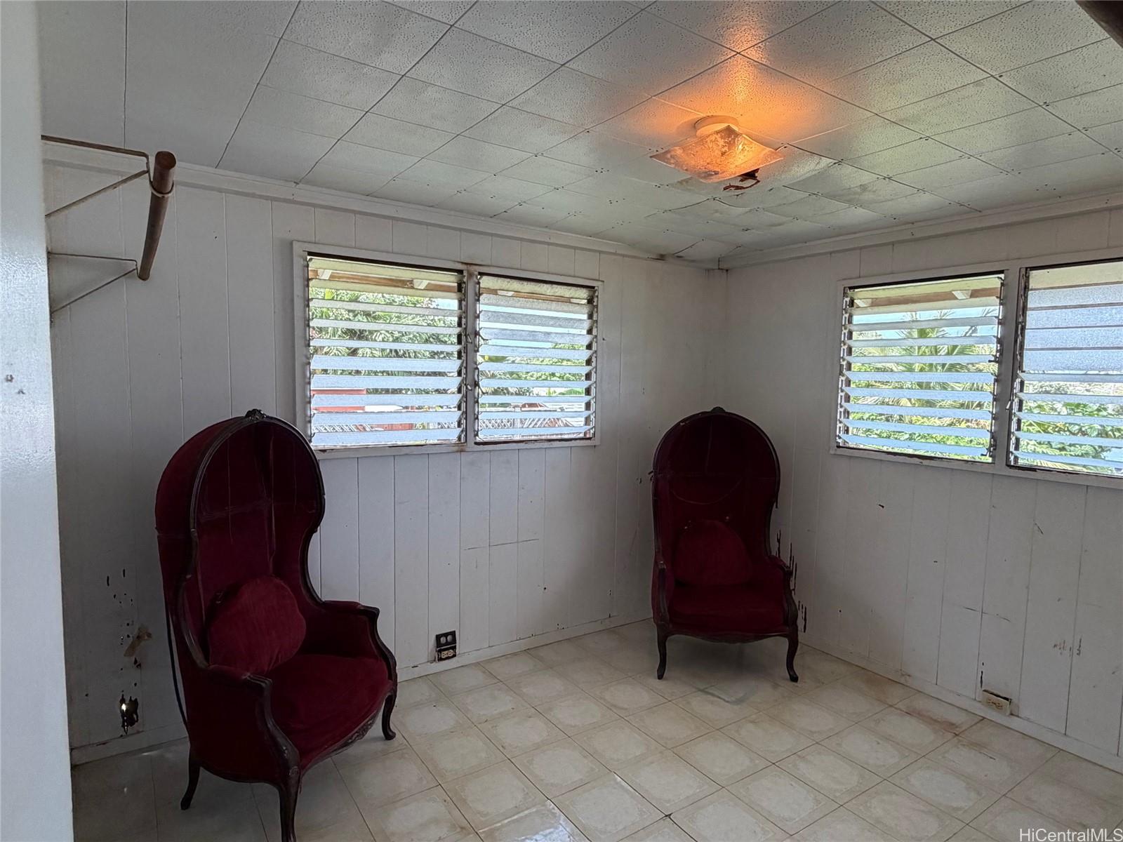 58-157  Wehiwa Place Sunset/velzy, North Shore home - photo 3 of 6