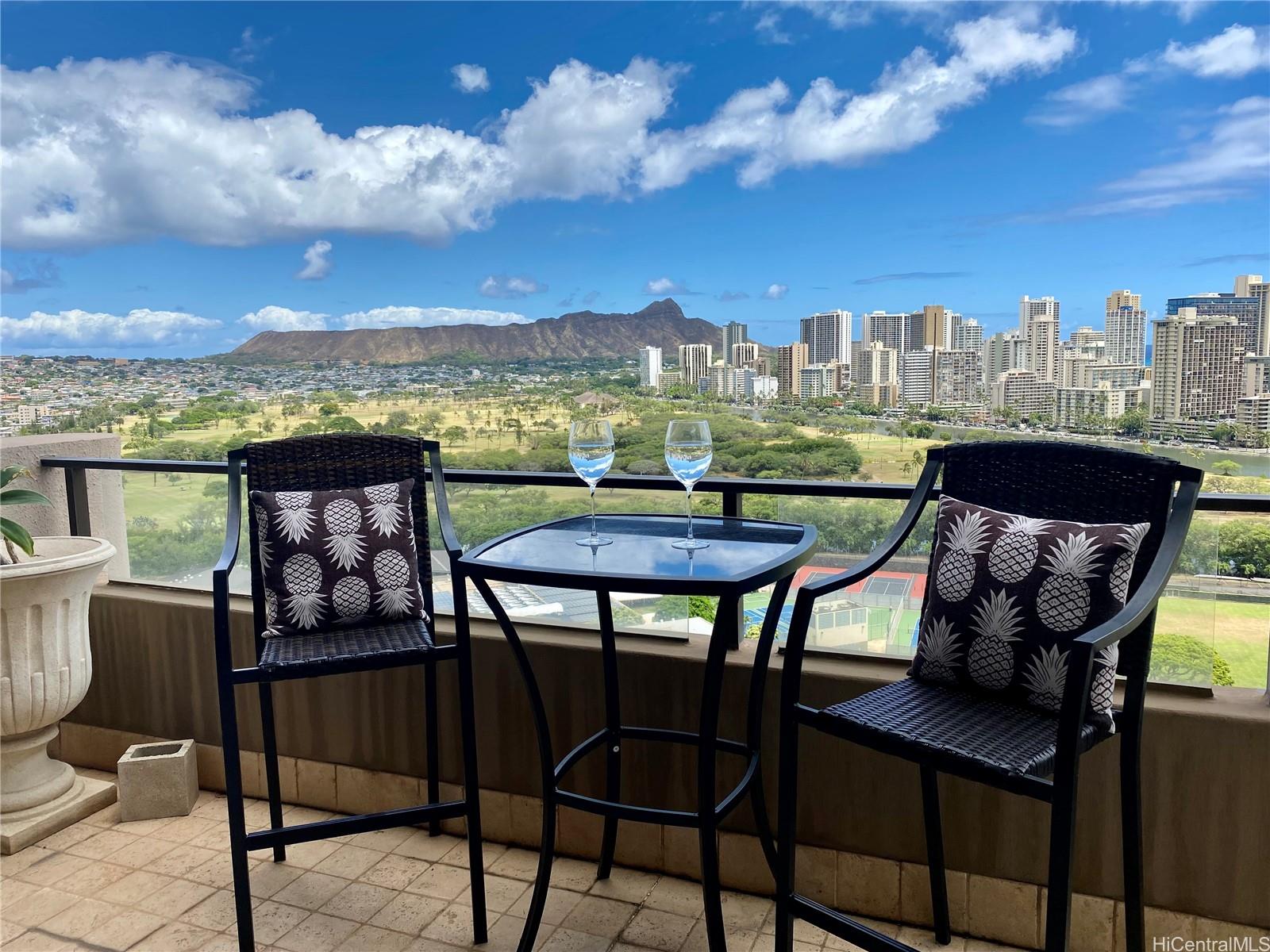 Royal Iolani 2405, 583 Kamoku Street, Honolulu Kapiolani condo For sale