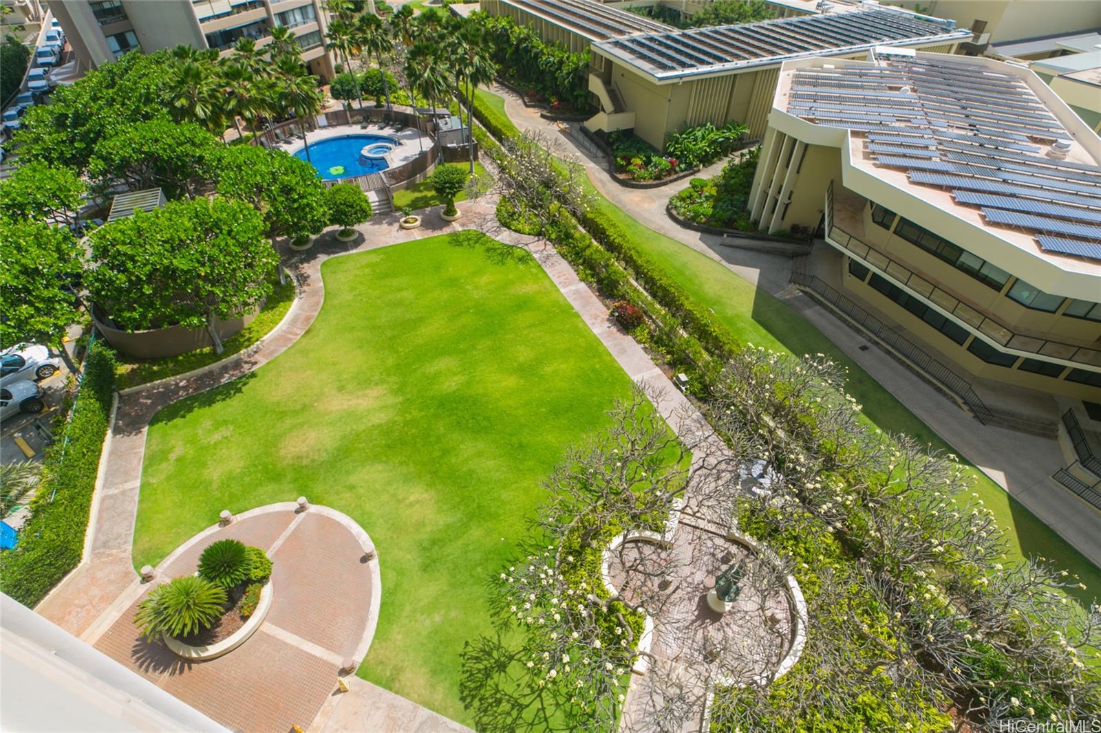 Royal Iolani condo # DH1001, Honolulu, Hawaii - photo 17 of 25
