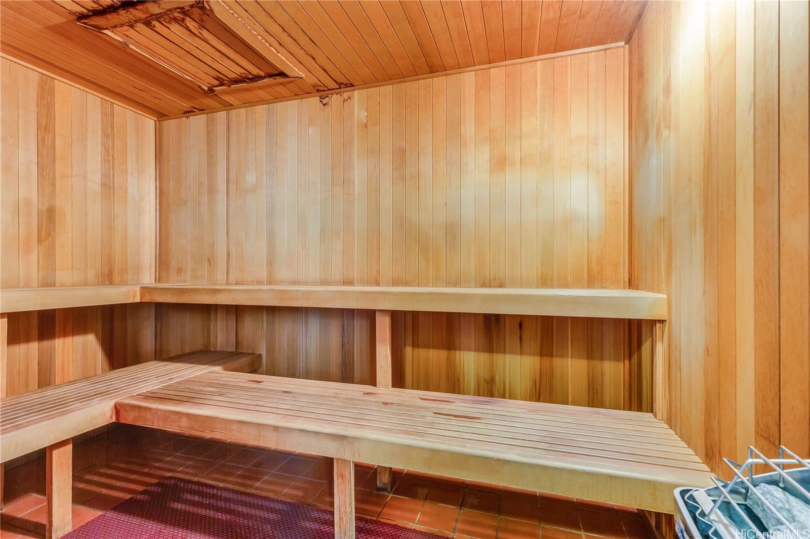 Royal Iolani condo # DH1907, Honolulu, Hawaii - photo 23 of 24