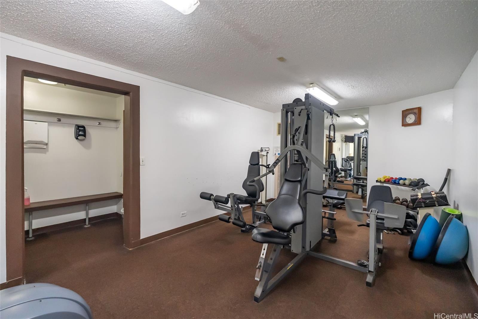 Royal Iolani condo # DH2303, Honolulu, Hawaii - photo 18 of 24