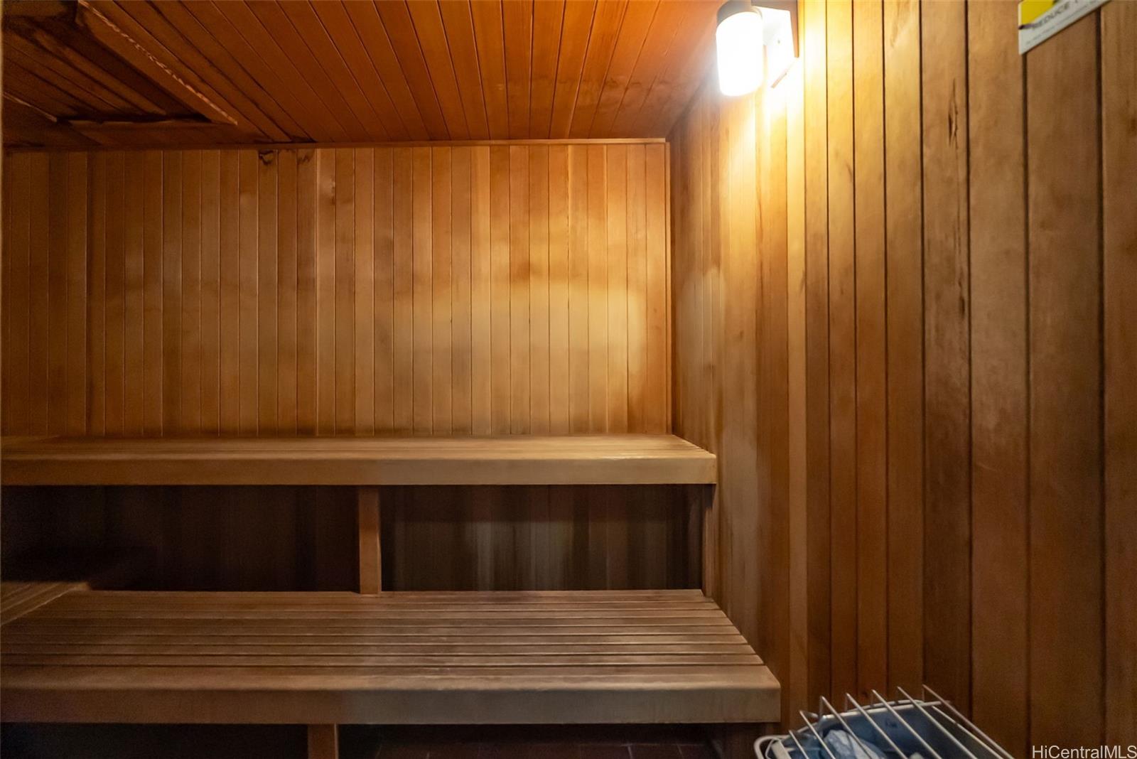 Royal Iolani condo # DH2303, Honolulu, Hawaii - photo 19 of 24