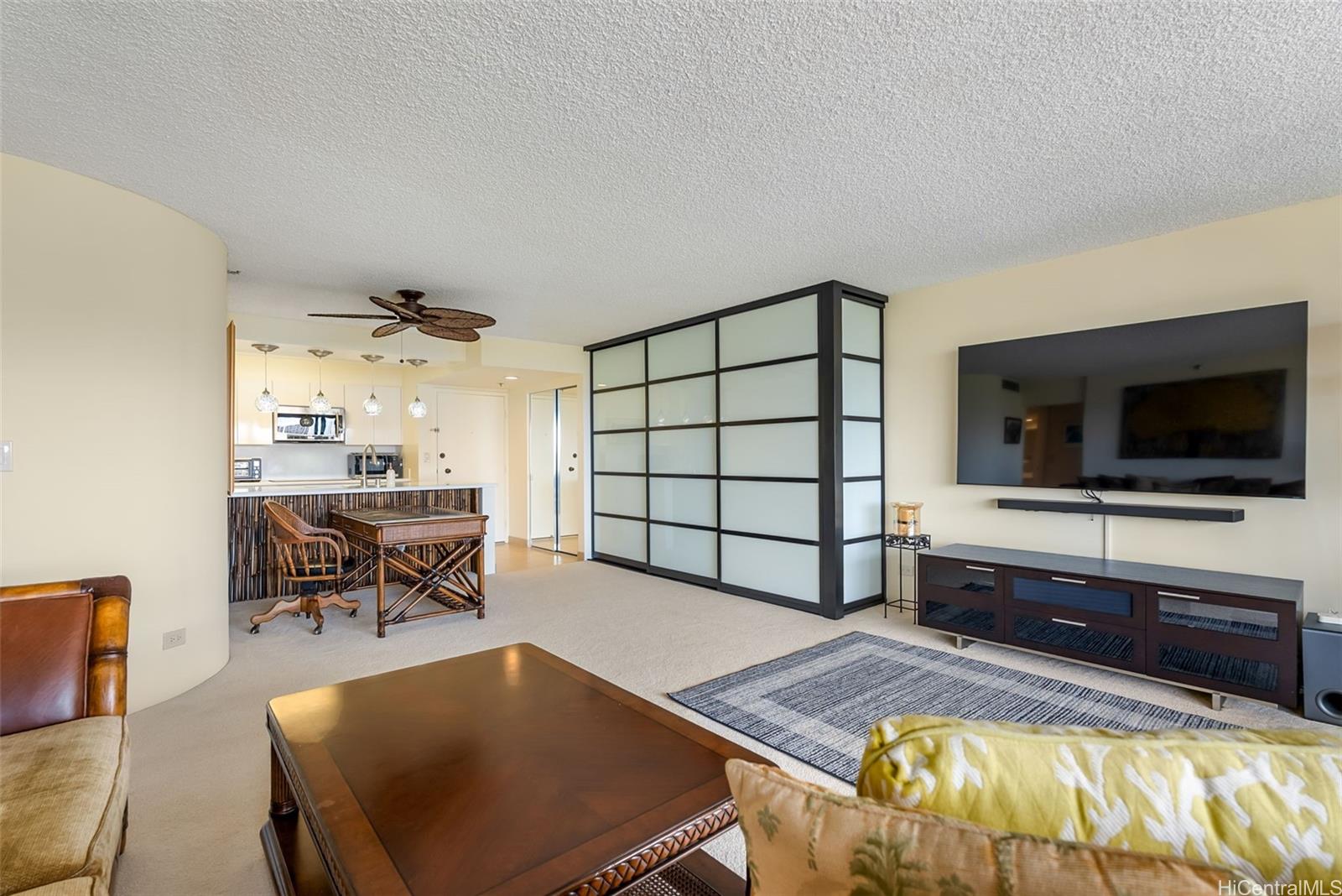 Royal Iolani condo # DH2303, Honolulu, Hawaii - photo 7 of 24