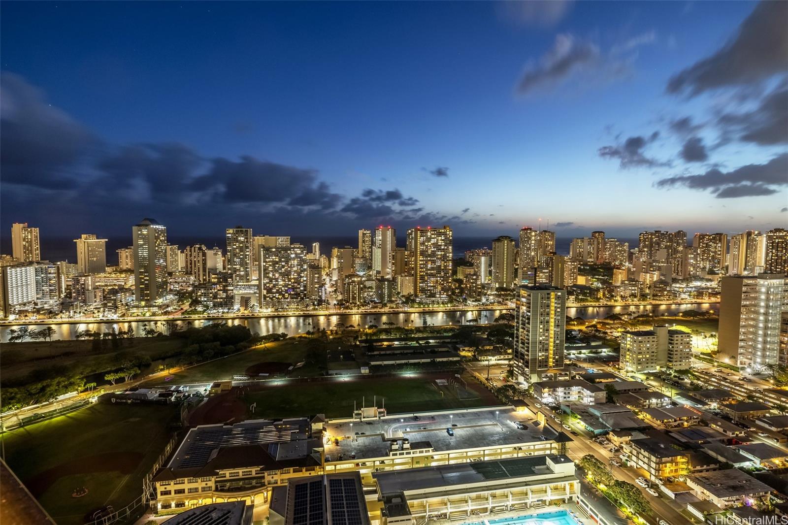 Royal Iolani condo # PH7, Honolulu, Hawaii - photo 8 of 25