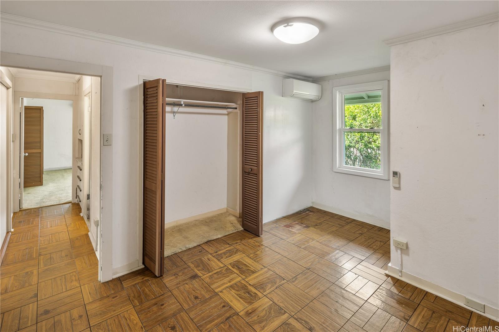 5838  Kalanianaole Hwy Niu Valley, Diamond Head home - photo 8 of 20