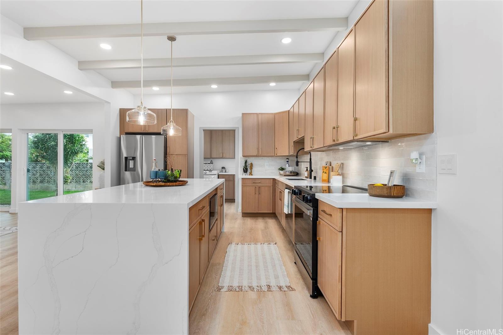 584  Kipuka Place Coconut Grove, Kailua home - photo 4 of 25