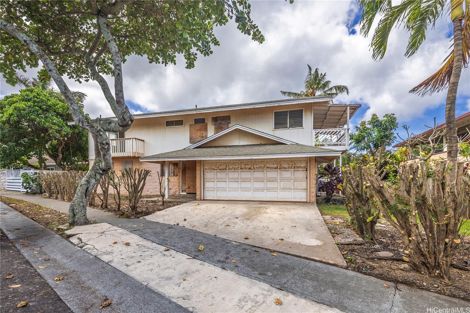 58-41  Kapuai Place Sunset/velzy, North Shore home - photo 4 of 24