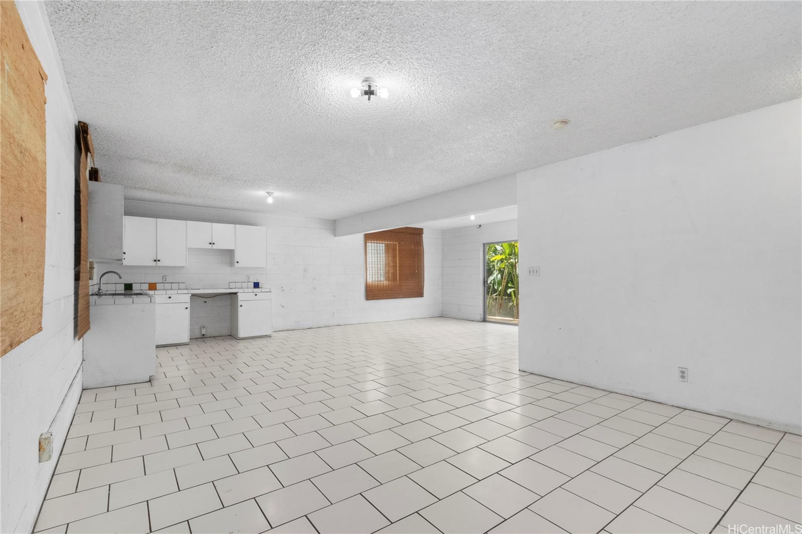 58-41  Kapuai Place Sunset/velzy, North Shore home - photo 5 of 24