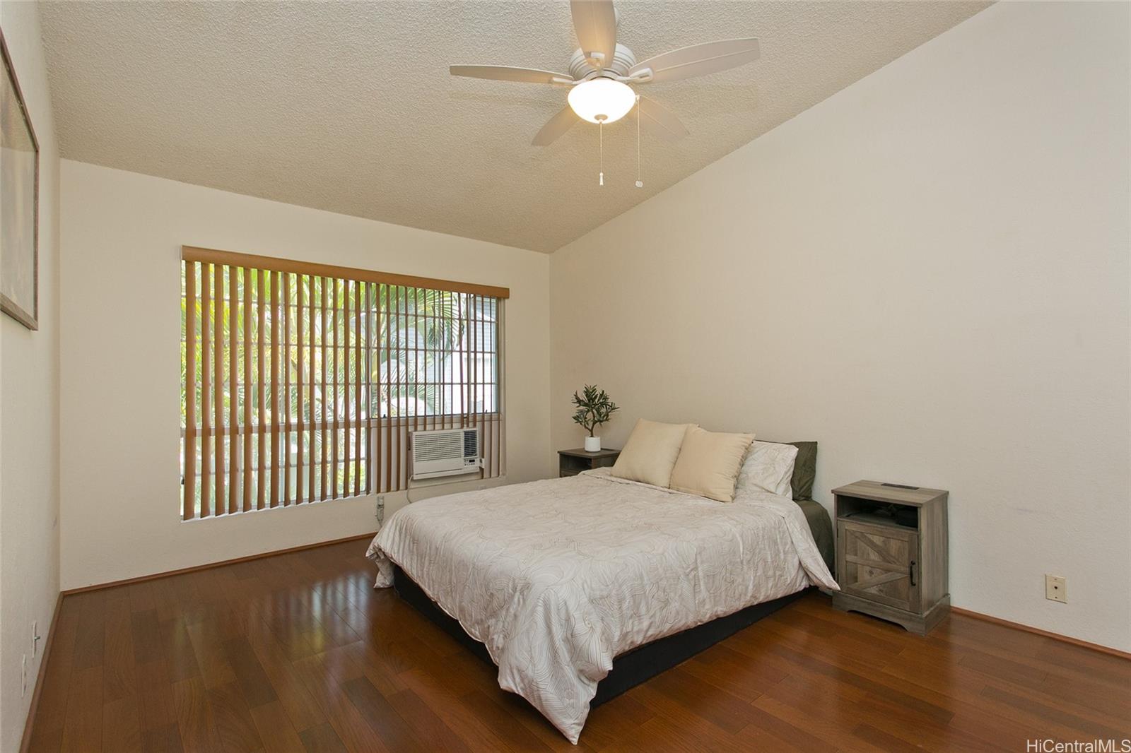 Crosspointe condo # 26W, Honolulu, Hawaii - photo 9 of 12