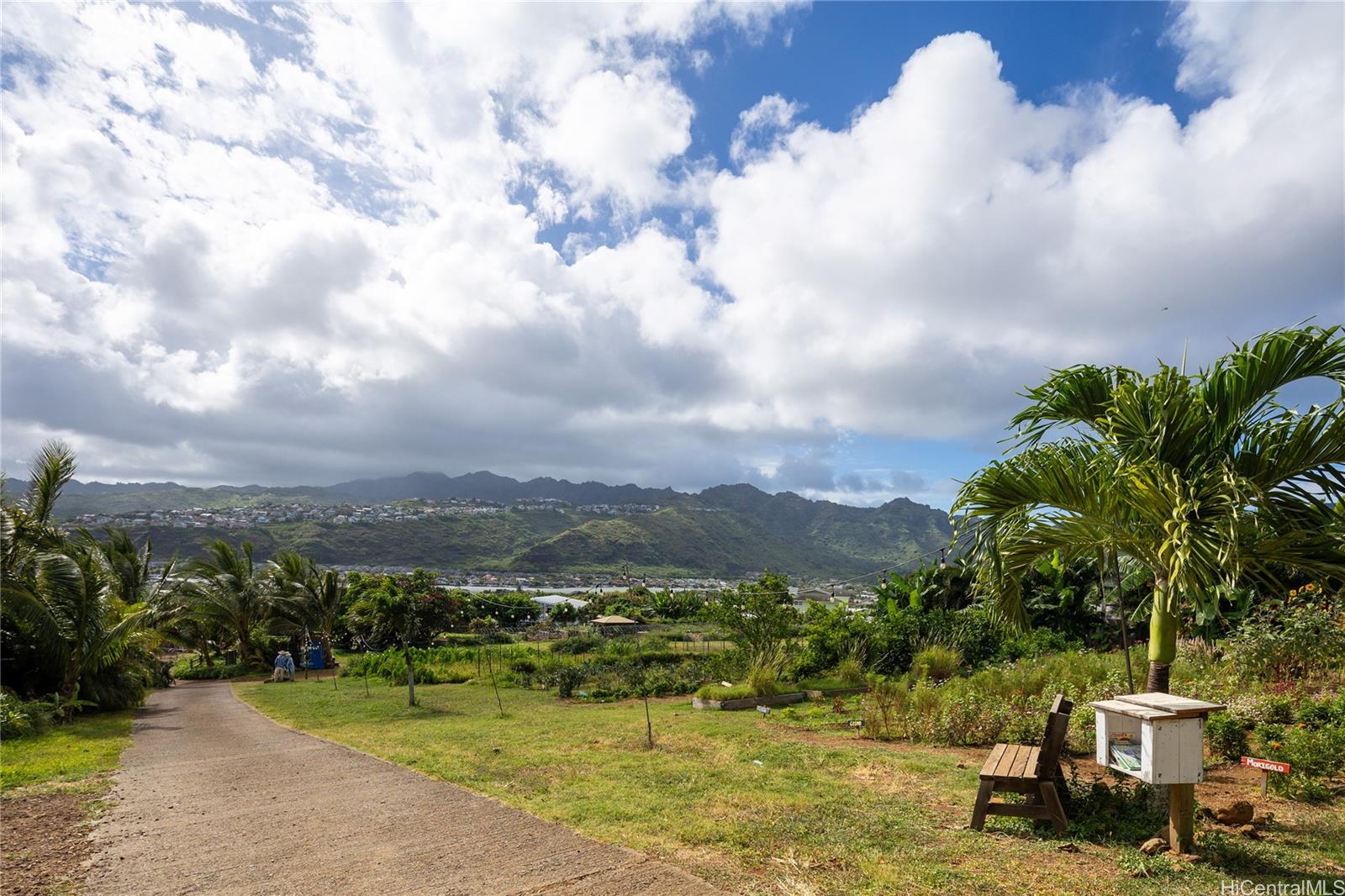 587  Pakala Street Koko Head Terrace, Hawaii Kai home - photo 25 of 25