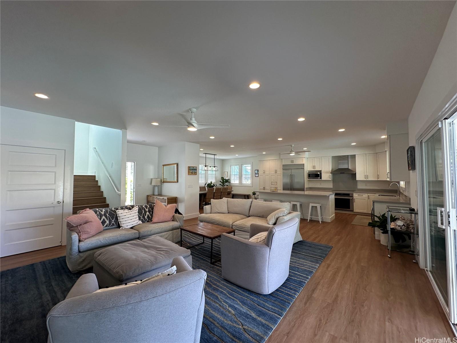 5872 Haleola Street Honolulu - Rental - photo 7 of 22