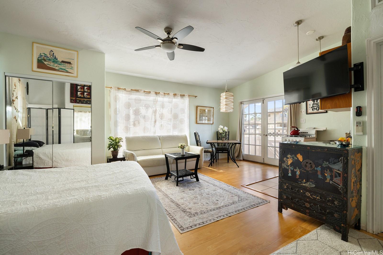 589  Iana Street Enchanted Lake, Kailua home - photo 16 of 25