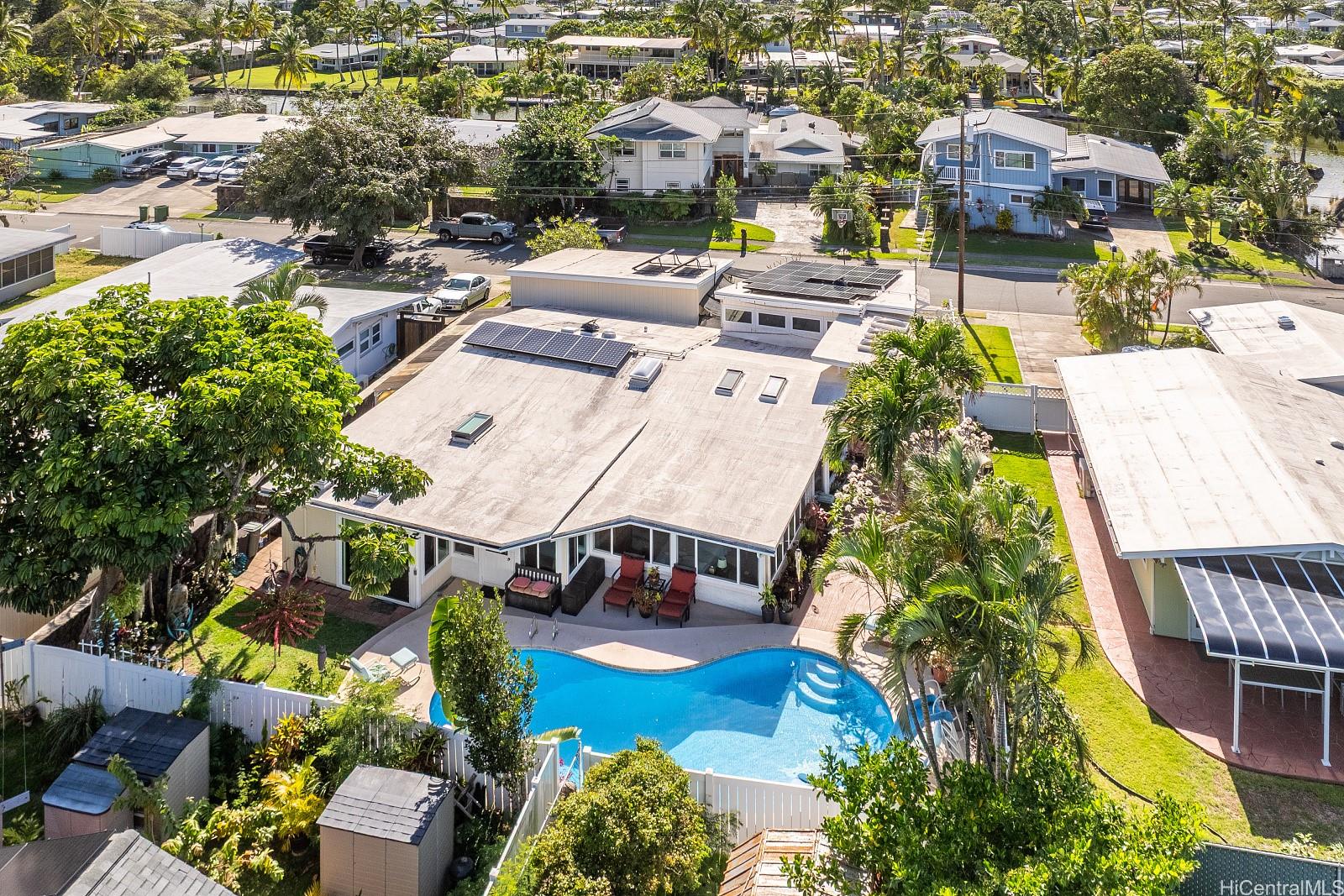589  Iana Street Enchanted Lake, Kailua home - photo 22 of 25