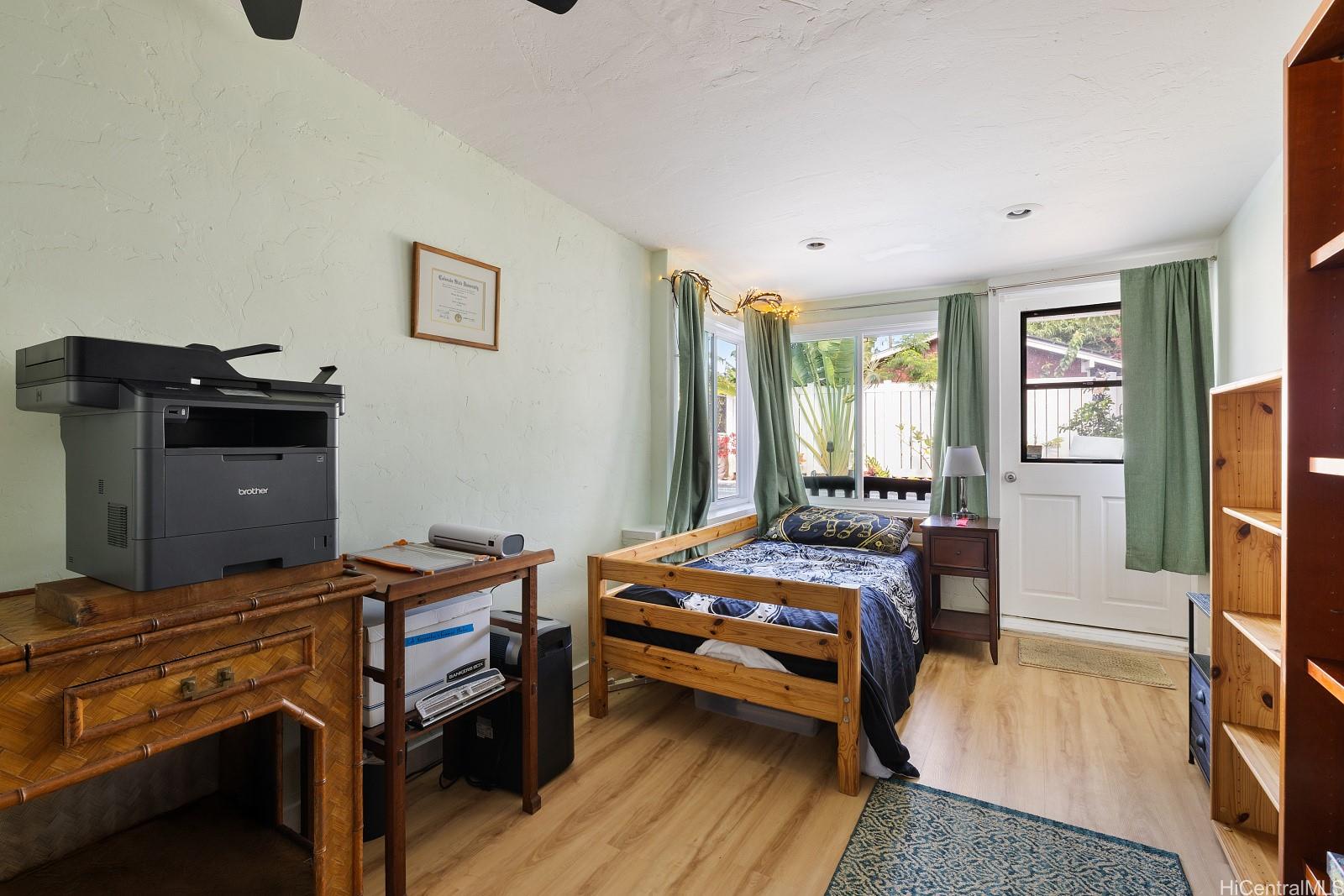 589  Iana Street Enchanted Lake, Kailua home - photo 7 of 25