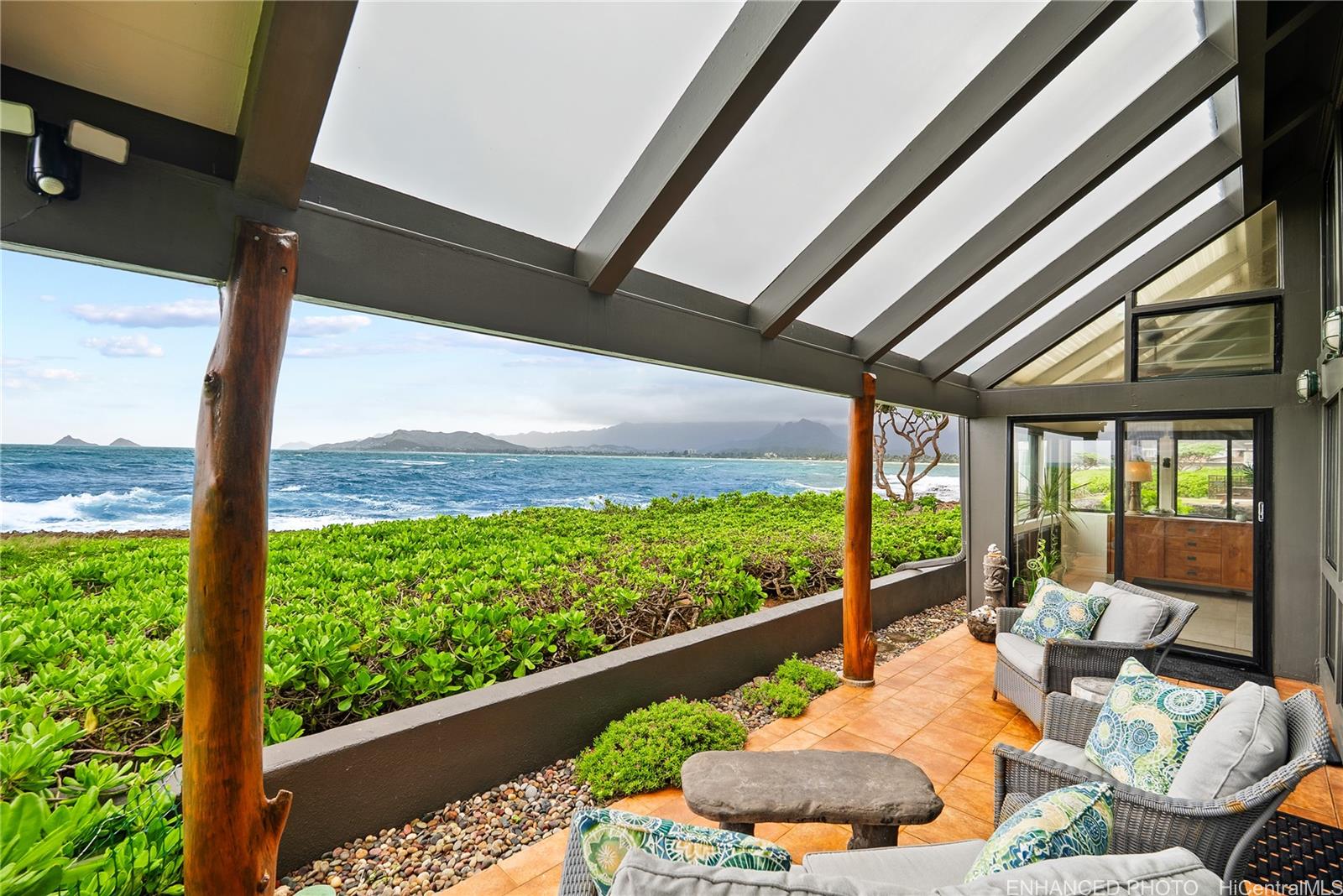 592  Kaimalino Street Kaimalino, Kailua home - photo 11 of 25