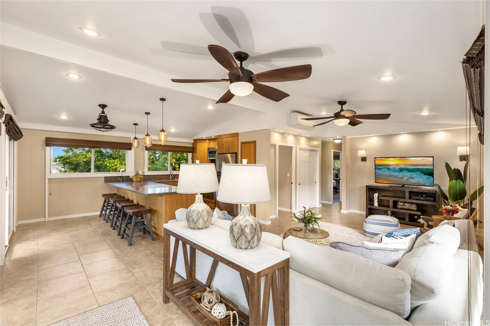 59-329  Ke Nui Road Sunset Area, North Shore home - photo 3 of 25